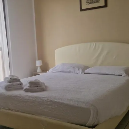 Aparthotel Ferretti Garda Palace