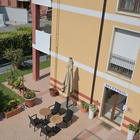Ferretti Garda Palace Πεσκιέρα ντελ Γκάρντα