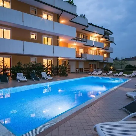 Ferretti Garda Palace Aparthotel Peschiera del Garda