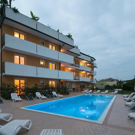 Ferretti Garda Palace Aparthotel Peschiera del Garda