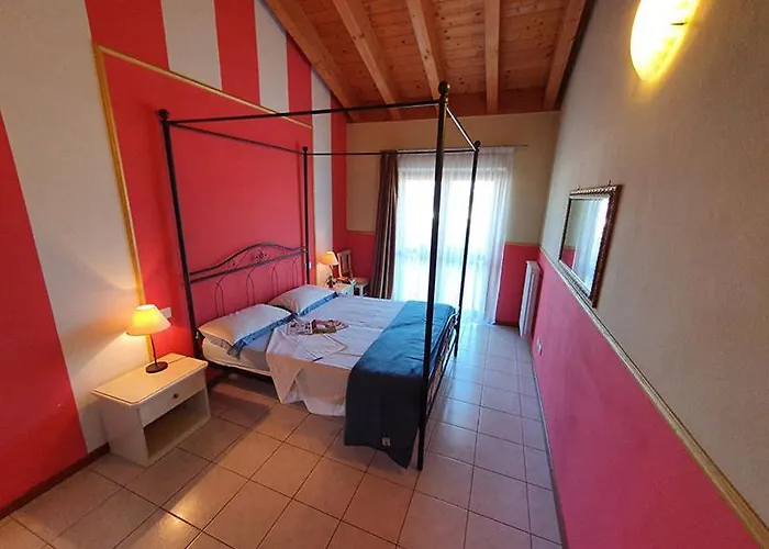 Apartmanhotel Ferretti Garda Palace