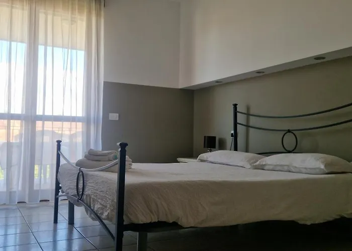 Apartmanhotel Ferretti Garda Palace Peschiera del Garda