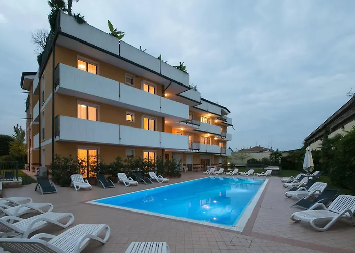 Ferretti Garda Palace