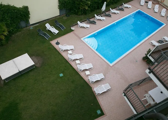 Ferretti Garda Palace Apartmanhotel Peschiera del Garda