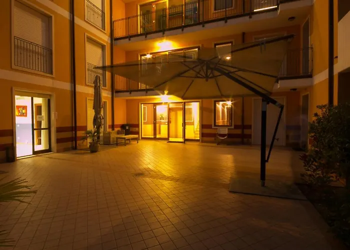Ferretti Garda Palace Apart-hotel Peschiera del Garda
